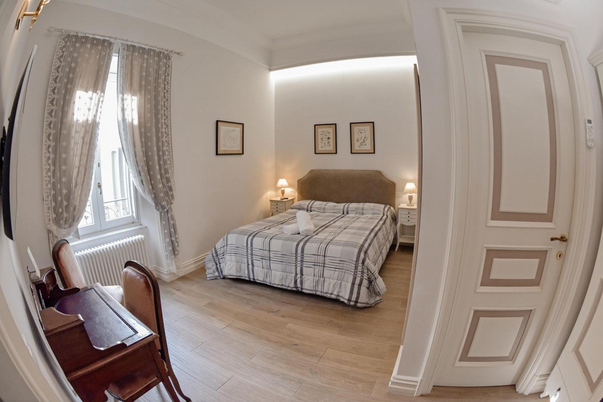 Al Centro Luxury Home Казерта Экстерьер фото